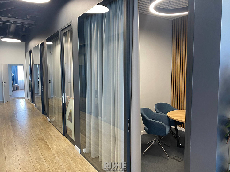 Стеклянные перегородки RISHE 2024_110.JPG