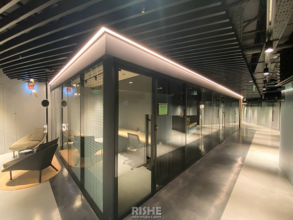 Перегородки с остеклением на всю высоту  (7).JPG