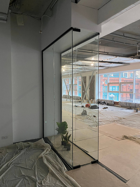 Стеклянные перегородки RISHE-S8 Twin и двери Vitero IMG_3524.jpg