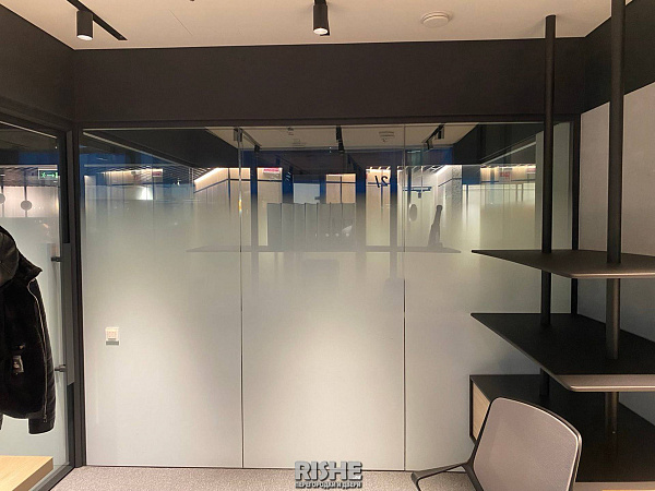 Офис Рише перегородки Twin Градиент тонировка  (3).JPG