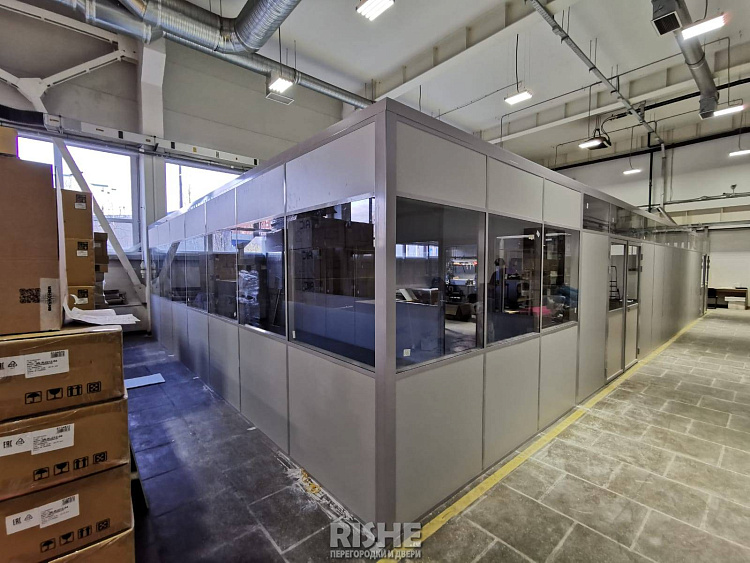 Стеклянные перегородки RISHE-ECO2 одинарные эконом с крышей .jpg