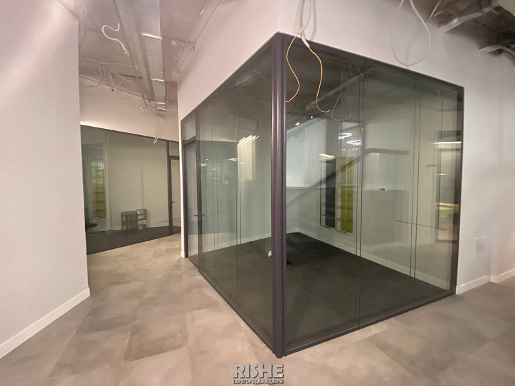 Стеклянные перегородки RISHE-S8 Twin и двери Vitero IMG_8624.jpg