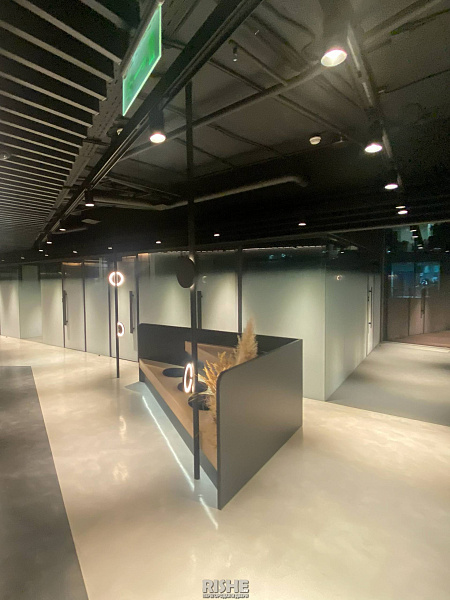 Образцы профилей Рише для стеклянных перегородок и дверей  (9).JPG