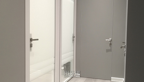 Дверь ESTET GLASS G1-900-2400 стеклянное полотно Дверь ESTET GLASS G1-900-2400 стеклянное полотно