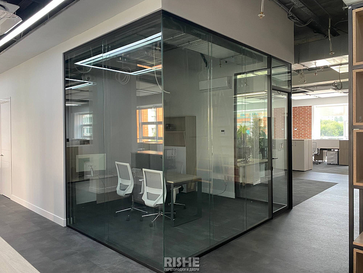 Стеклянные перегородки RISHE-S8 Twin и двери Vitero IMG_8582.jpg